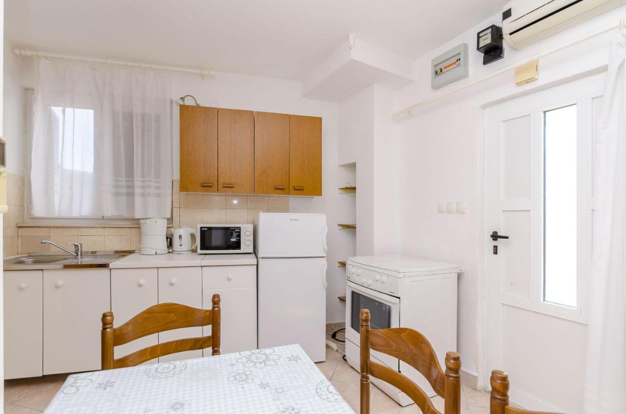 Apartments Kursan Trogir Exteriör bild