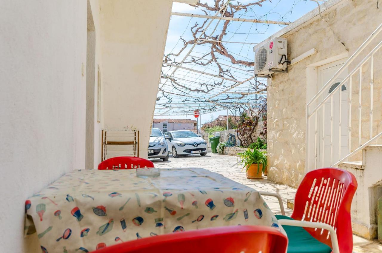 Apartments Kursan Trogir Exteriör bild